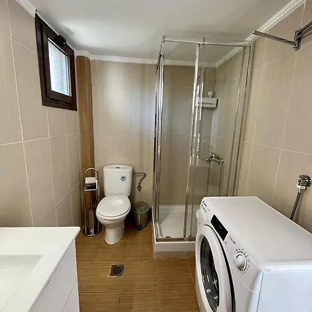 Emiliya M * Kallithea (Chalkidiki)