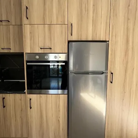 Emiliya M Apartment