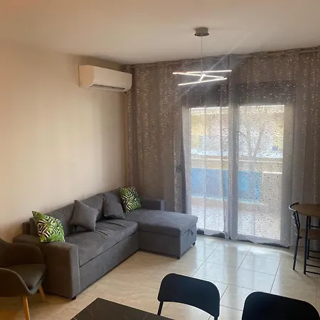 Apartament Emiliya M *