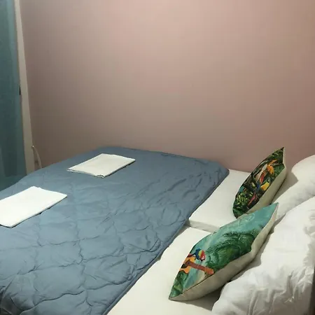 Emiliya M Appartement *