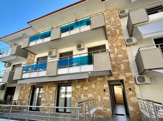 Emiliya M * Kallithea (Chalkidiki)